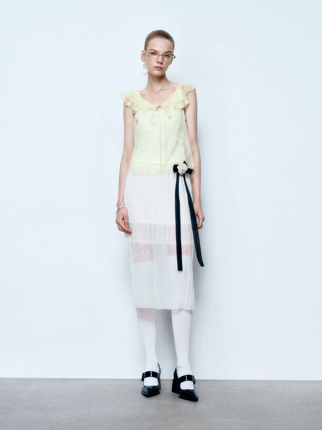 Ruffle Collar Tank Tops sold by Urban Revivo product image thumbnail 4