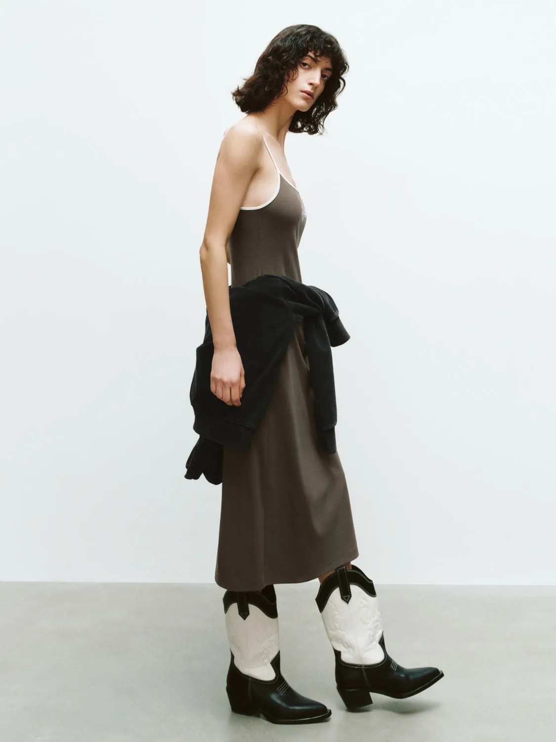 Sleeveless A-Line Dresses sold by Urban Revivo product image thumbnail 3