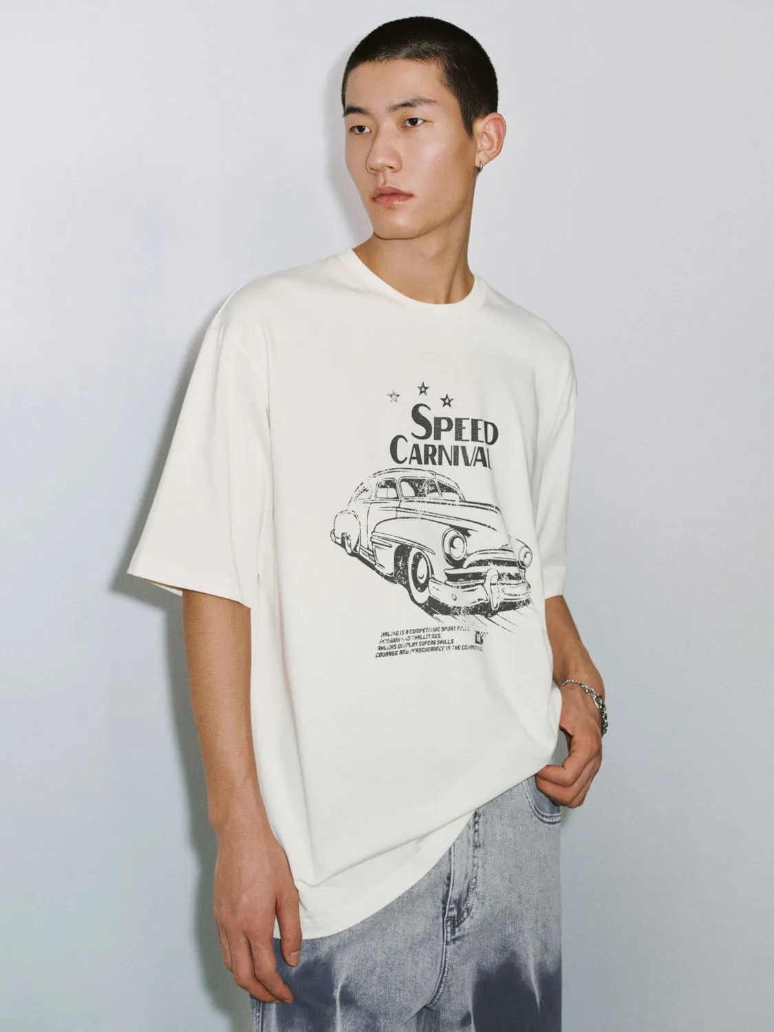 T-Shirts sold by Urban Revivo product image thumbnail 2