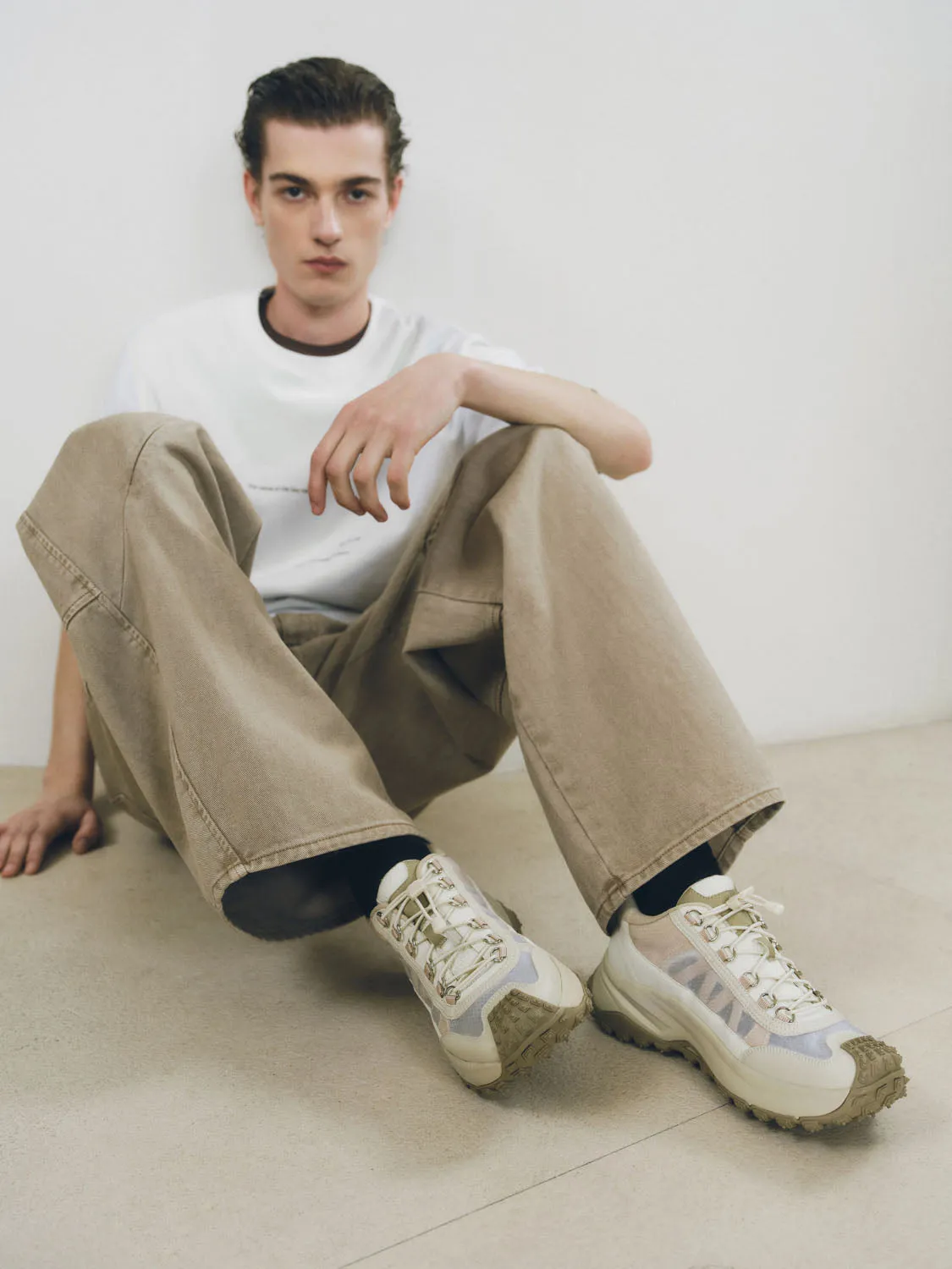 Short Sleeve T-Shirts sold by Urban Revivo product image thumbnail 4