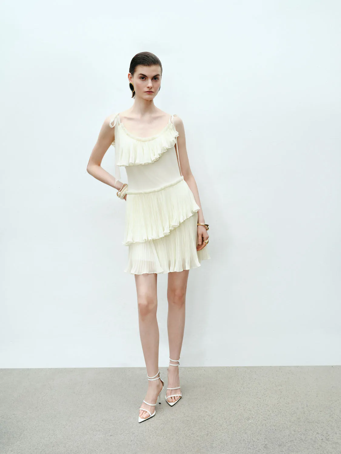 Ruffle Hem A-Line Dresses sold by Urban Revivo product image thumbnail 4