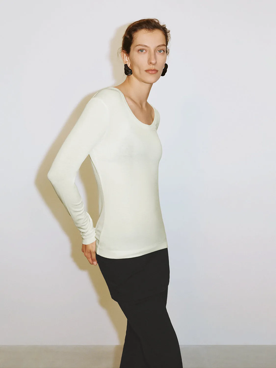 Regular Long Sleeve T-Shirts sold by Urban Revivo product image thumbnail 5