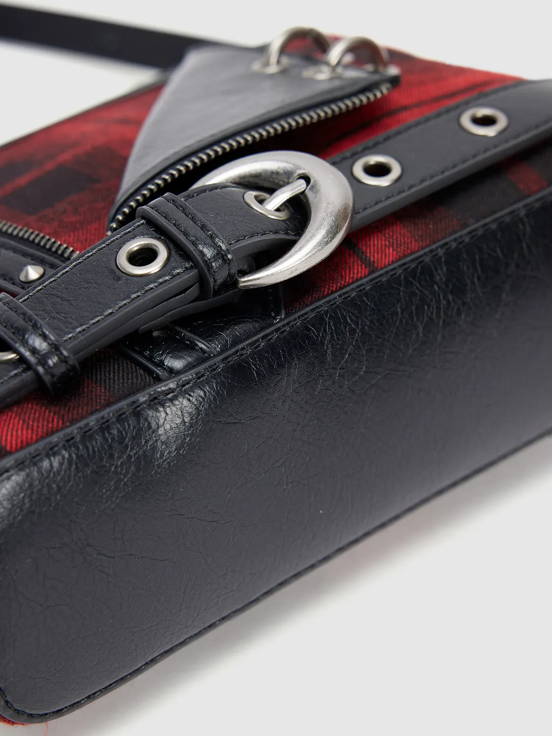 Plaid Accent Shoulder Bags sold by Urban Revivo product image thumbnail 5