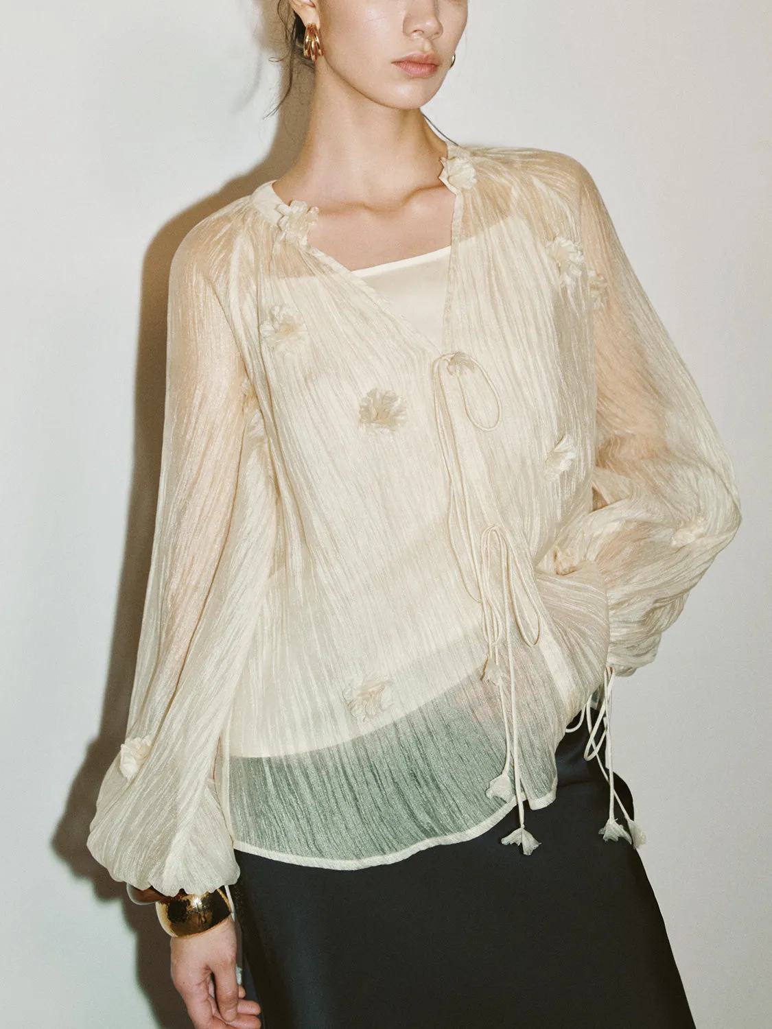 Loose Overhead Shirts sold by Urban Revivo