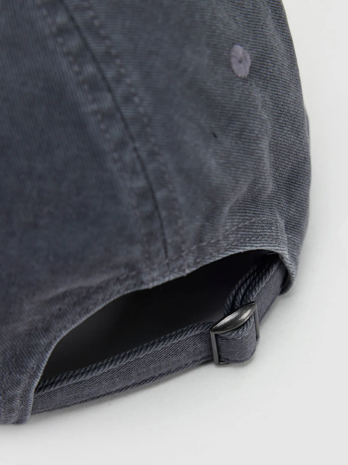 Baseball Caps sold by Urban Revivo product image thumbnail 4