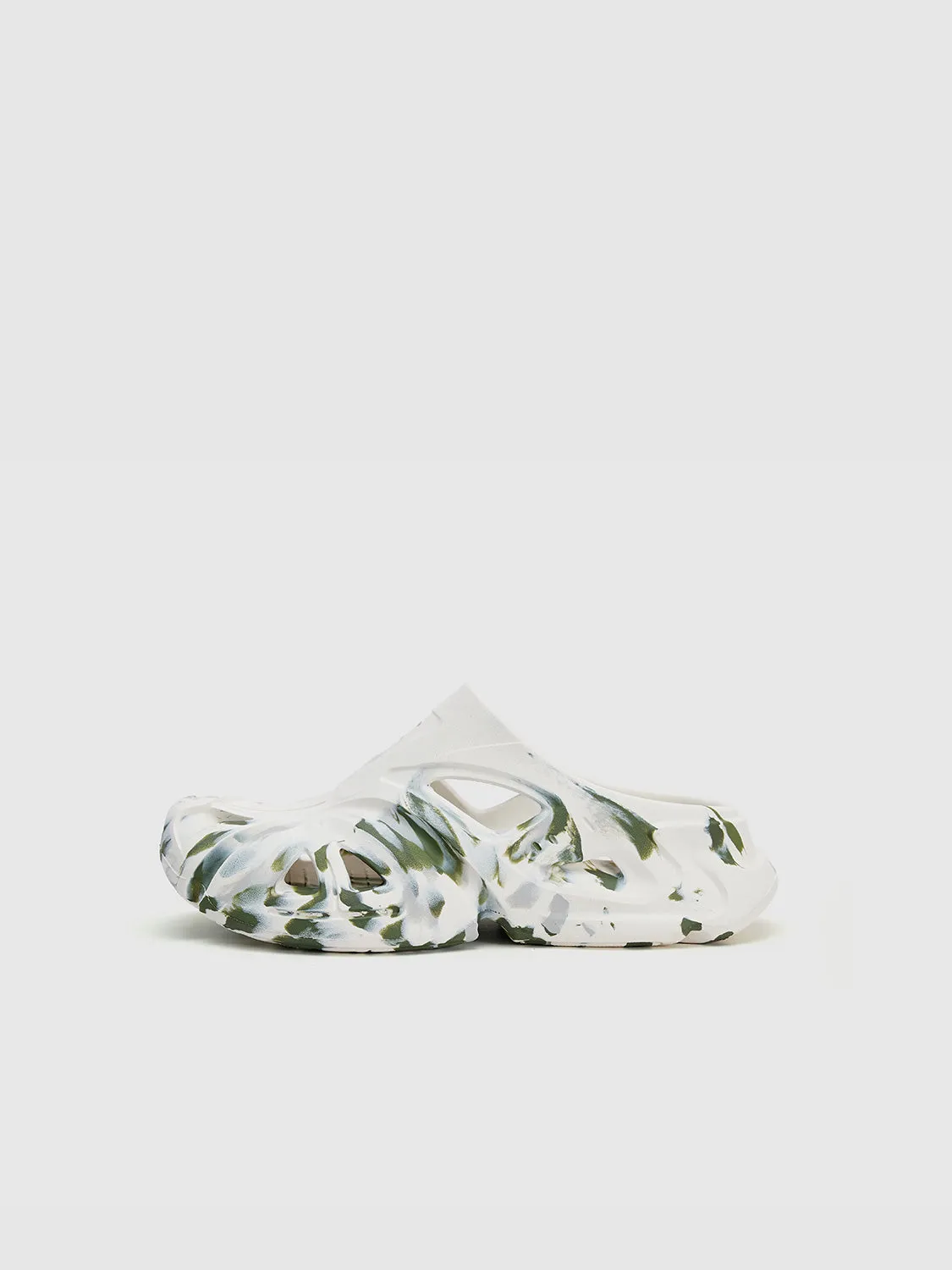 Slippers sold by Urban Revivo product image thumbnail 2