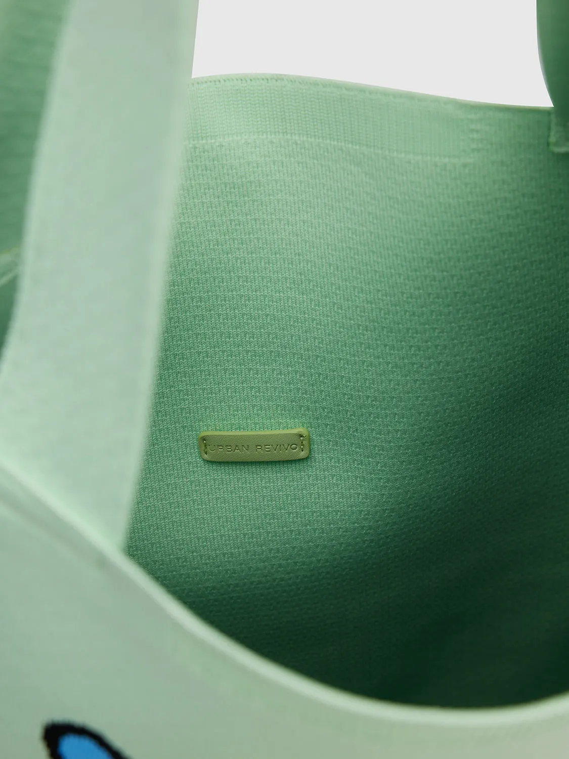 Printed Shoulder Bags sold by Urban Revivo product image thumbnail 4