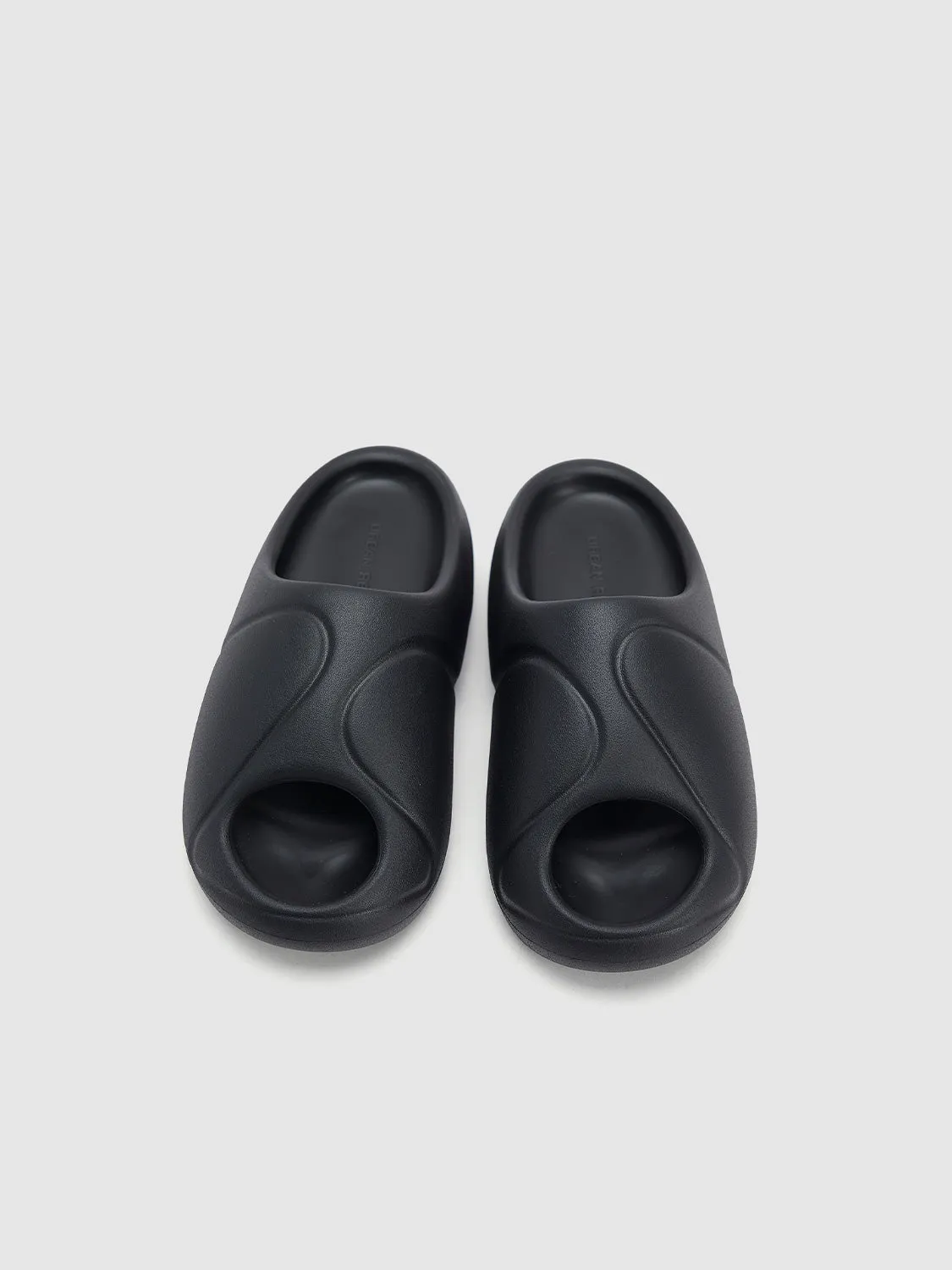 Slippers sold by Urban Revivo product image thumbnail 4