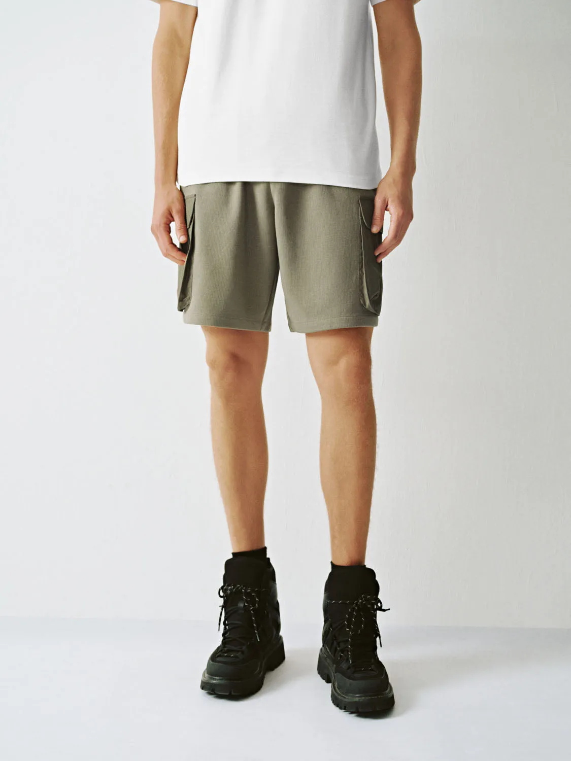 Leisure Shorts sold by Urban Revivo product image thumbnail 2