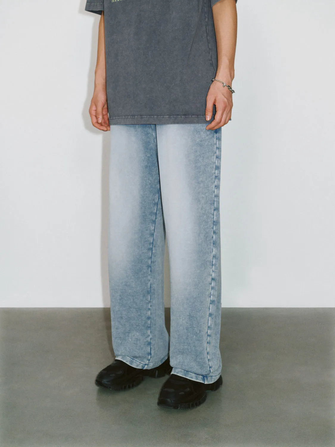 Straight Pants sold by Urban Revivo product image thumbnail 3