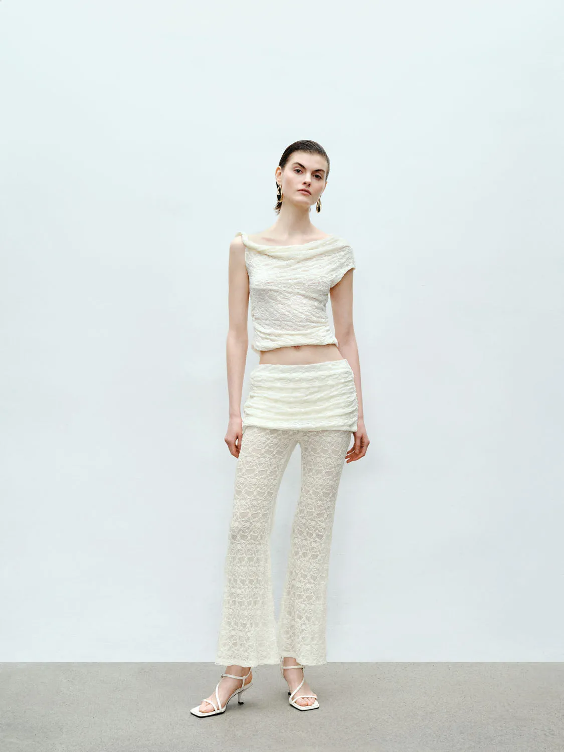 Lace Flare Pants sold by Urban Revivo product image thumbnail 4