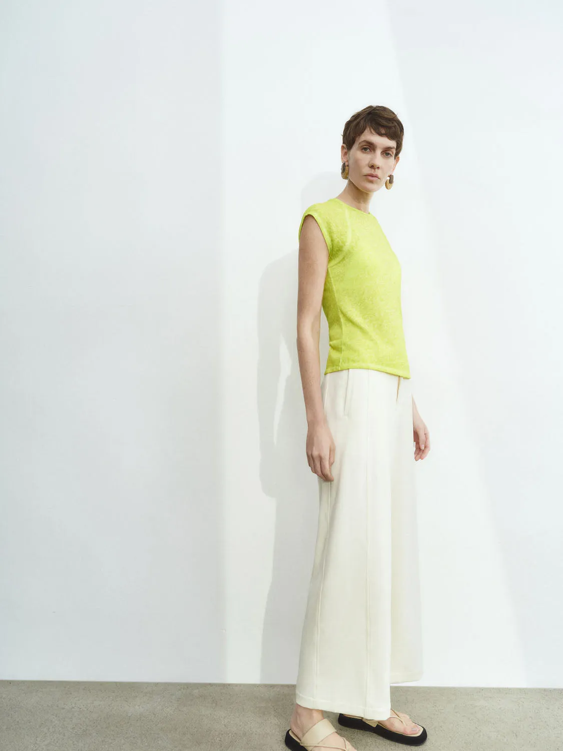 Sleeveless Sheer T-Shirts sold by Urban Revivo product image thumbnail 4