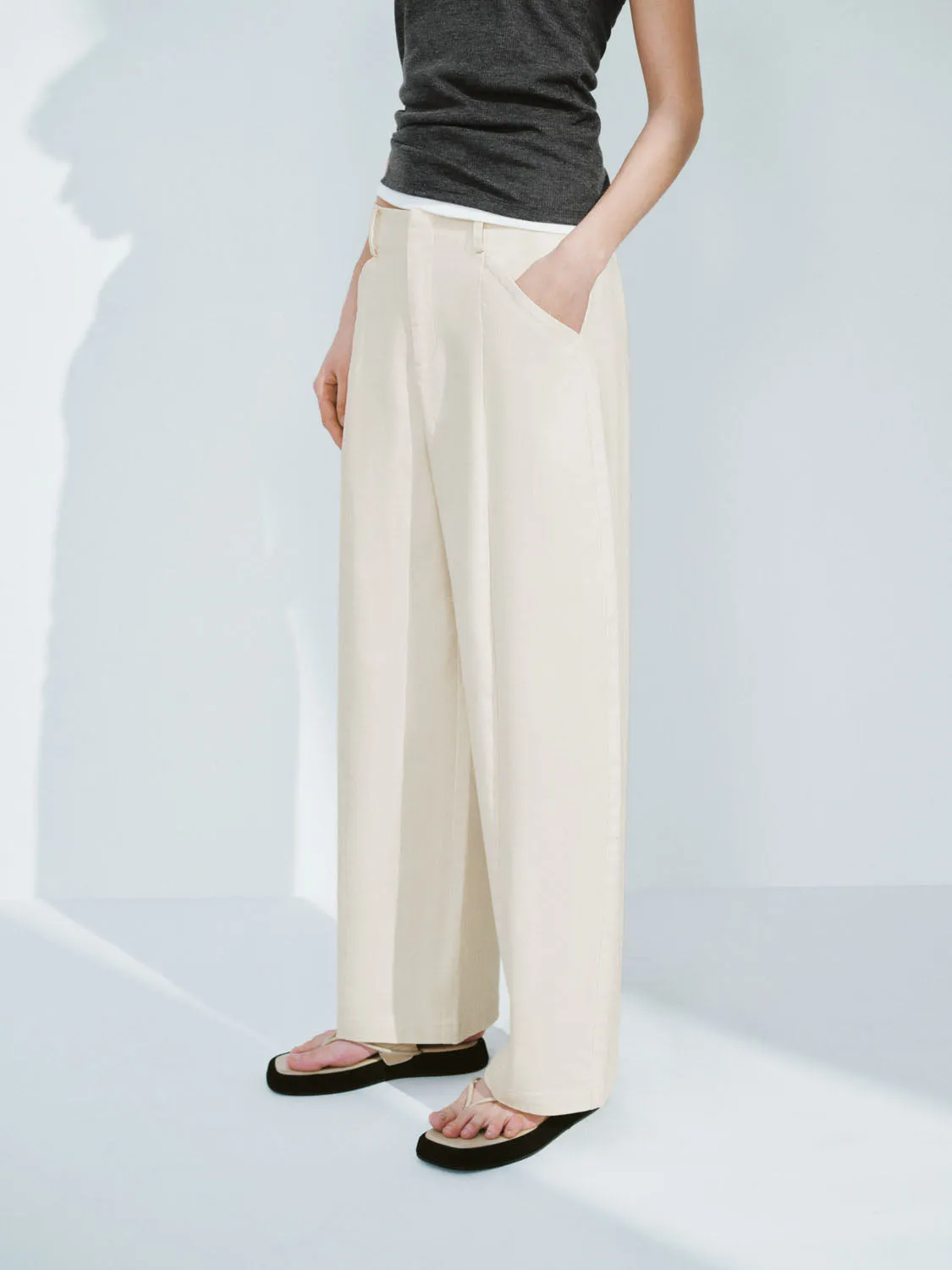 Carrot Fit Pants sold by Urban Revivo product image thumbnail 3