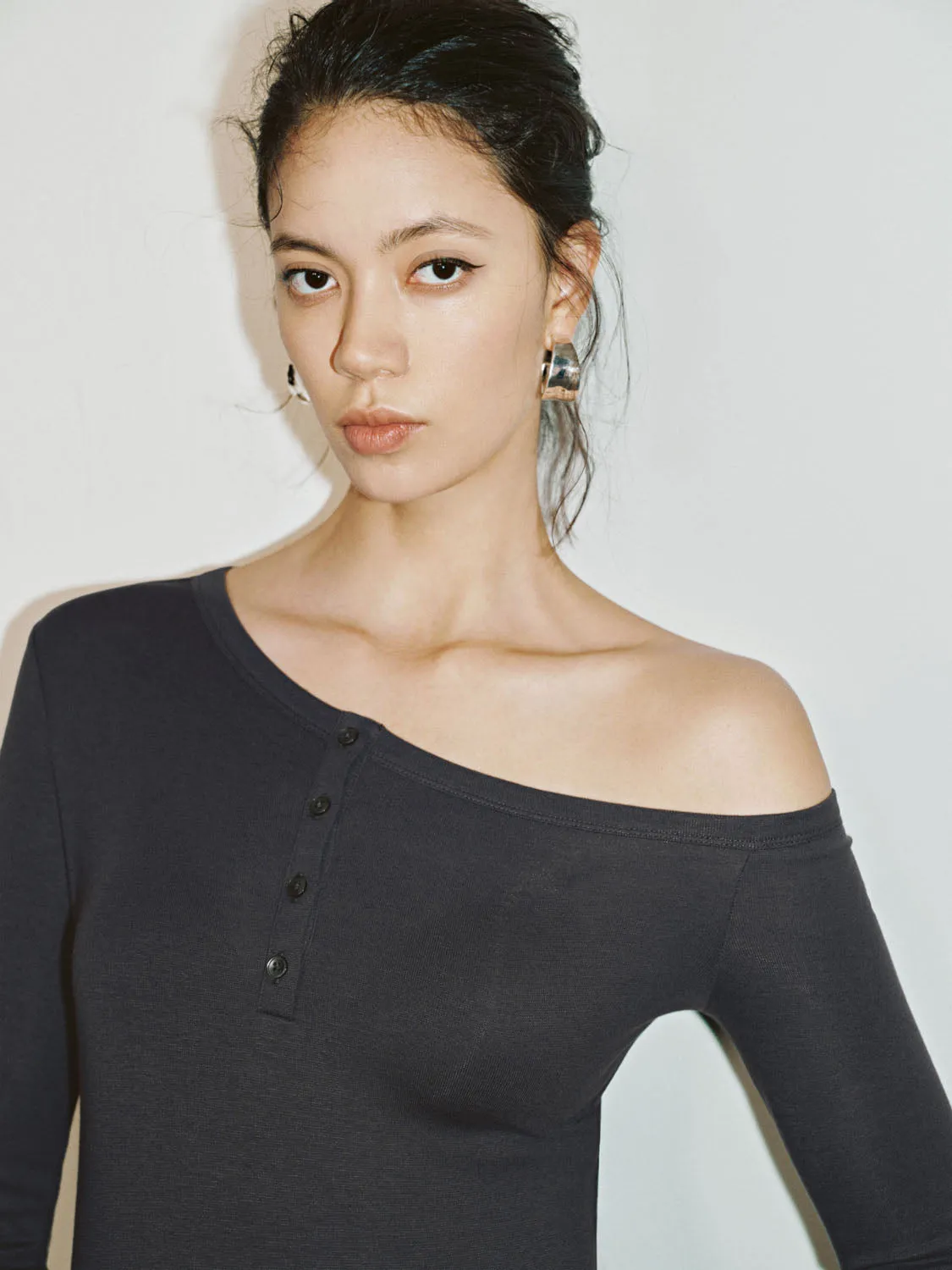 One Shoulder Skinny T-Shirts sold by Urban Revivo product image thumbnail 5