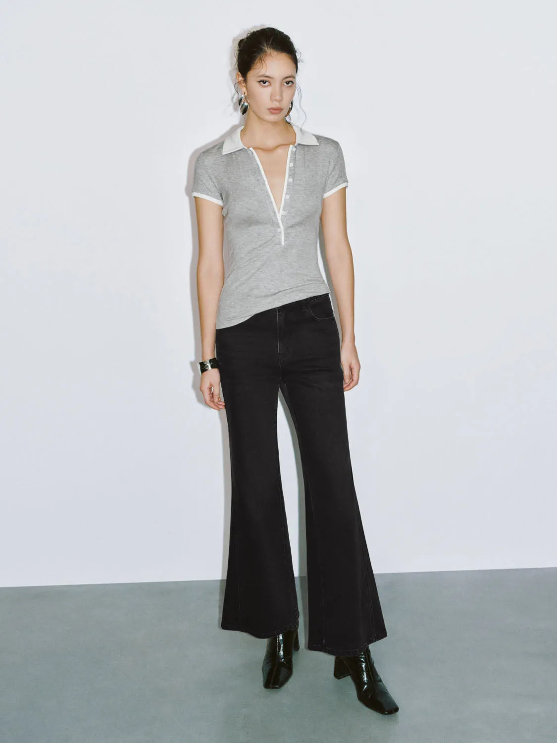 Skinny Button Half Placket T-Shirts sold by Urban Revivo product image thumbnail 3