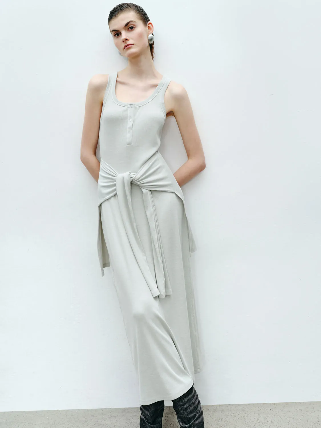 Sleeveless Straight Dresses sold by Urban Revivo product image thumbnail 4