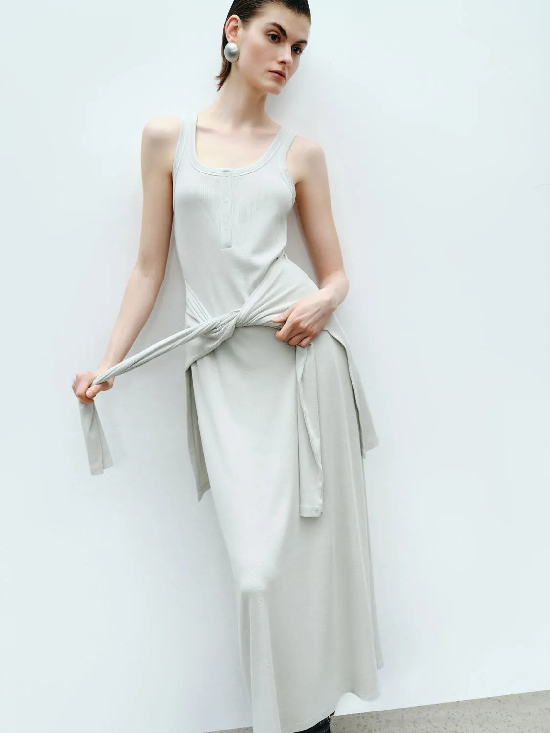 Sleeveless Straight Dresses sold by Urban Revivo product image thumbnail 2
