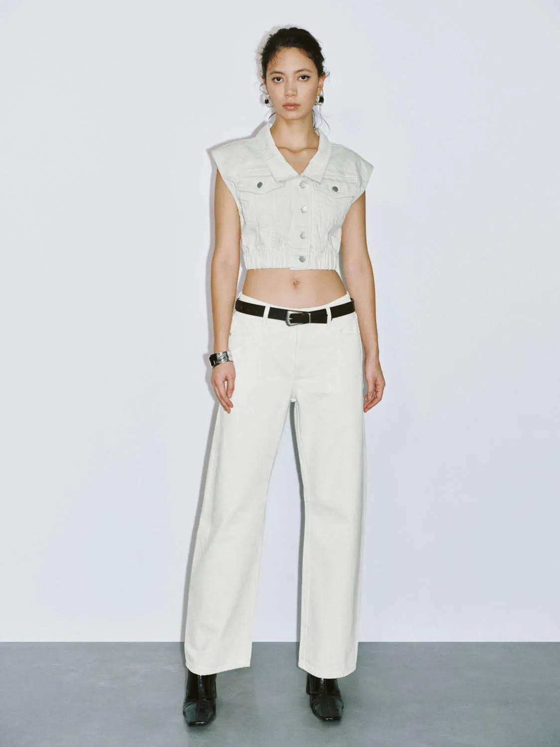 Cropped Denim Jackets sold by Urban Revivo product image thumbnail 3