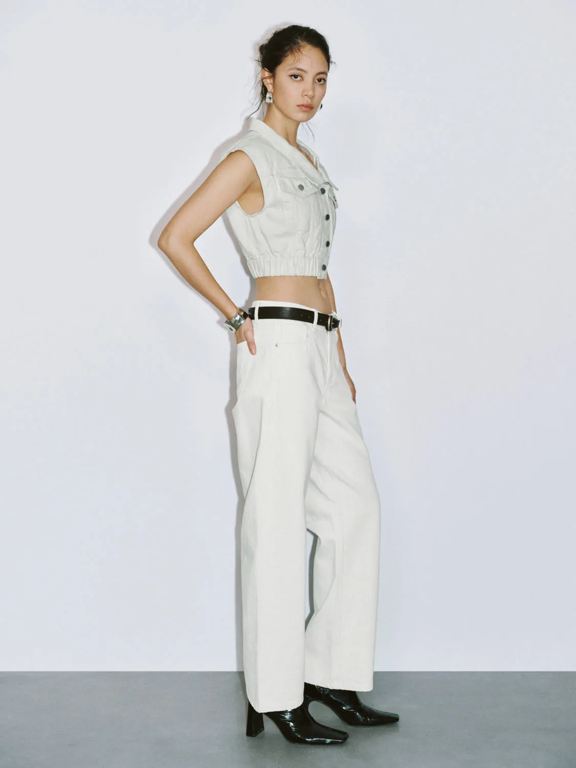 Cropped Denim Jackets sold by Urban Revivo product image thumbnail 4