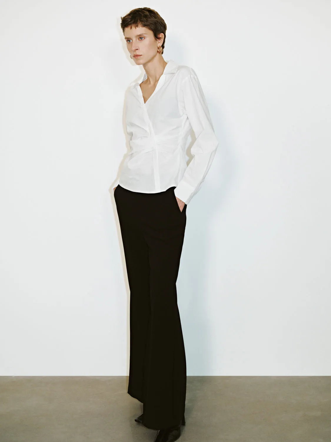 Overhead Shirt sold by Urban Revivo product image thumbnail 4