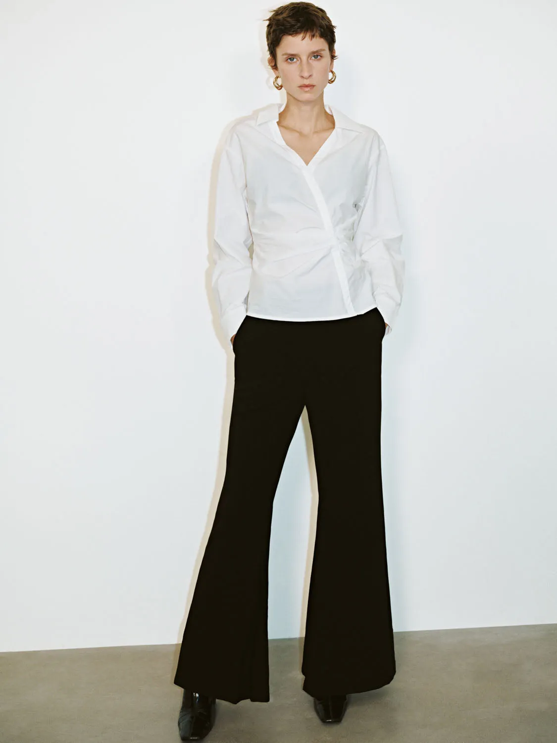 Overhead Shirt sold by Urban Revivo product image thumbnail 3