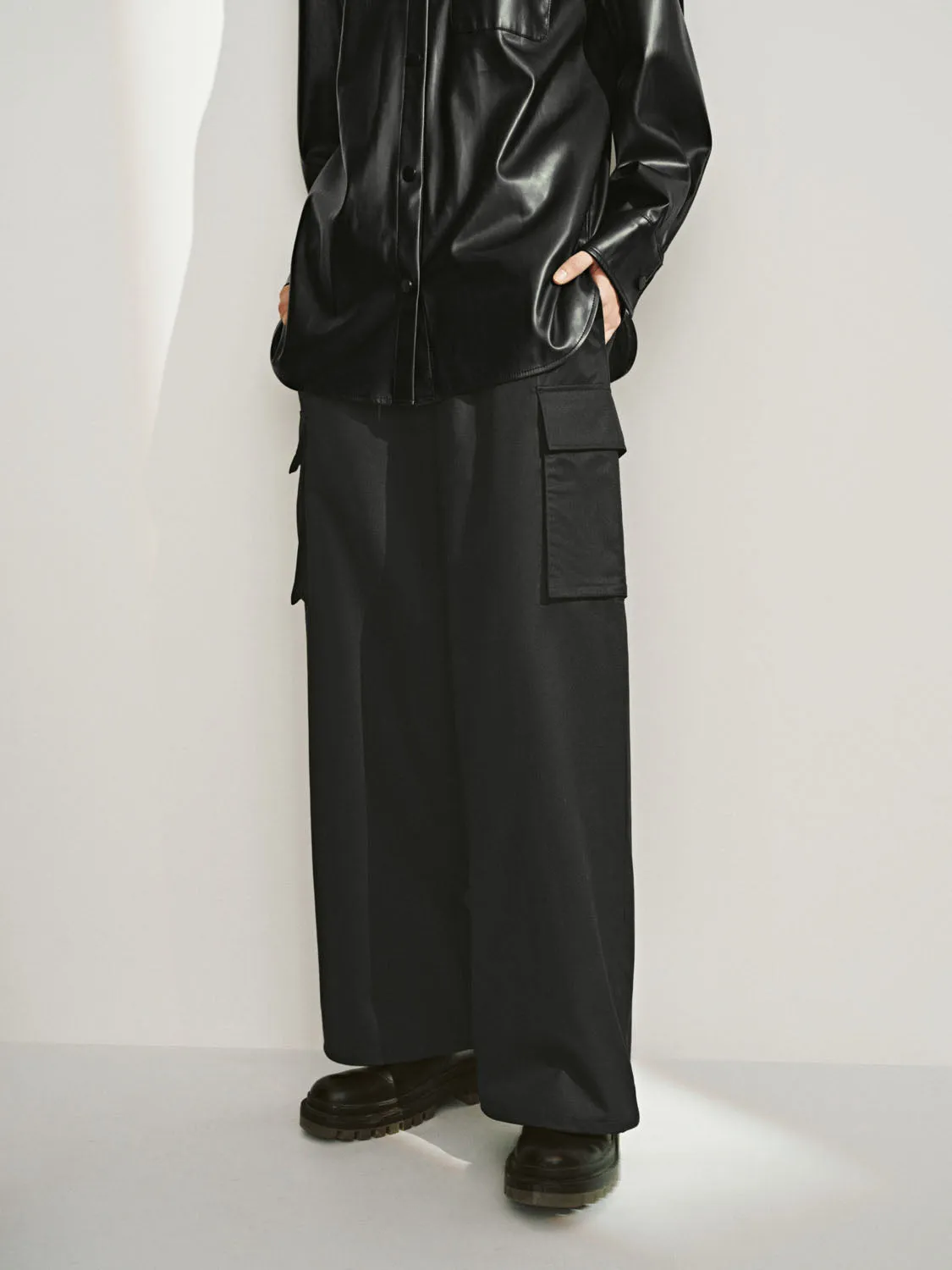 Carrot Fit Pants sold by Urban Revivo product image thumbnail 3