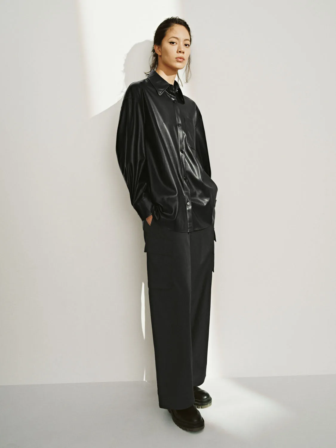 Carrot Fit Pants sold by Urban Revivo product image thumbnail 5