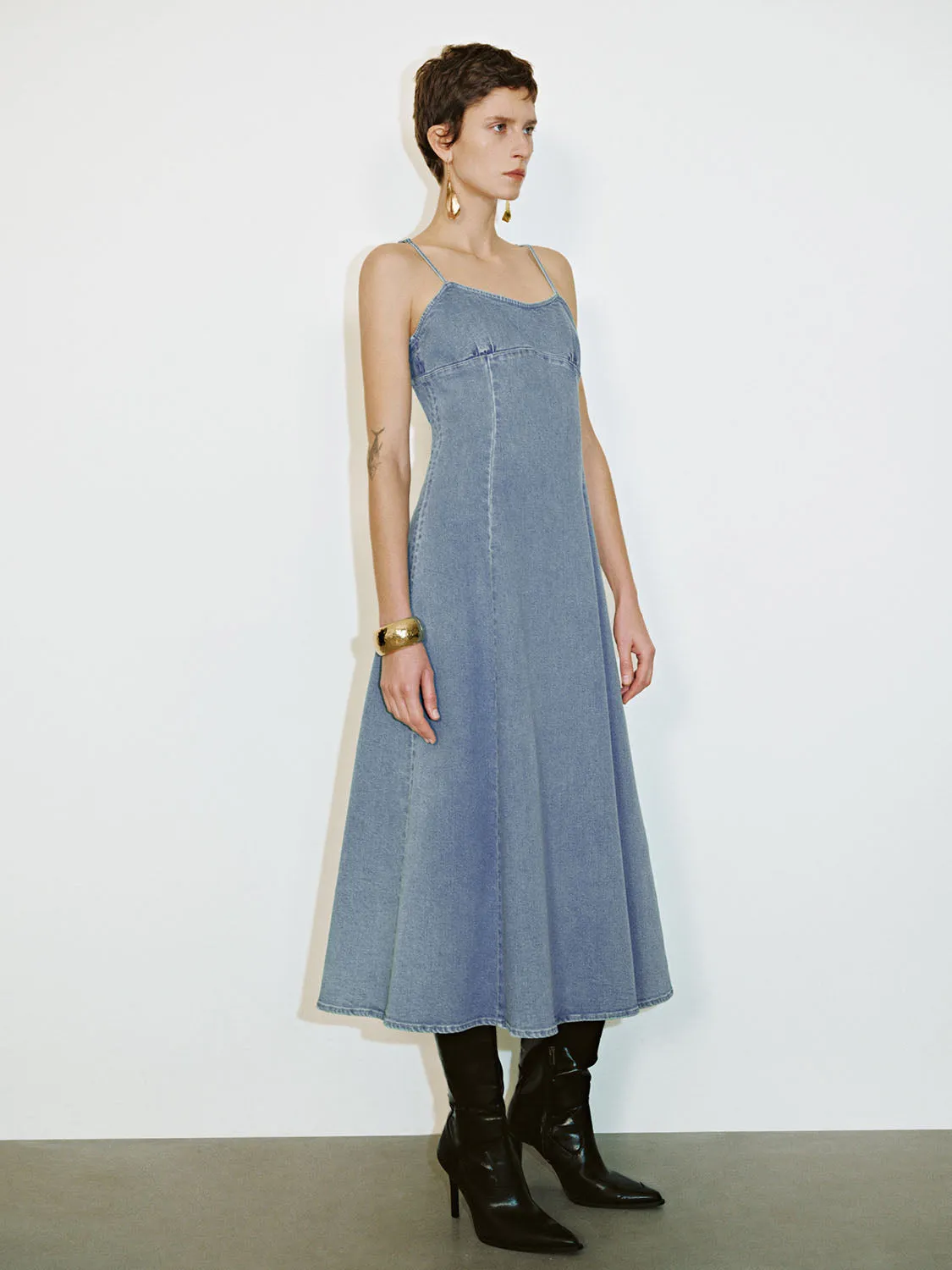 Cami Denim Dresses sold by Urban Revivo product image thumbnail 4