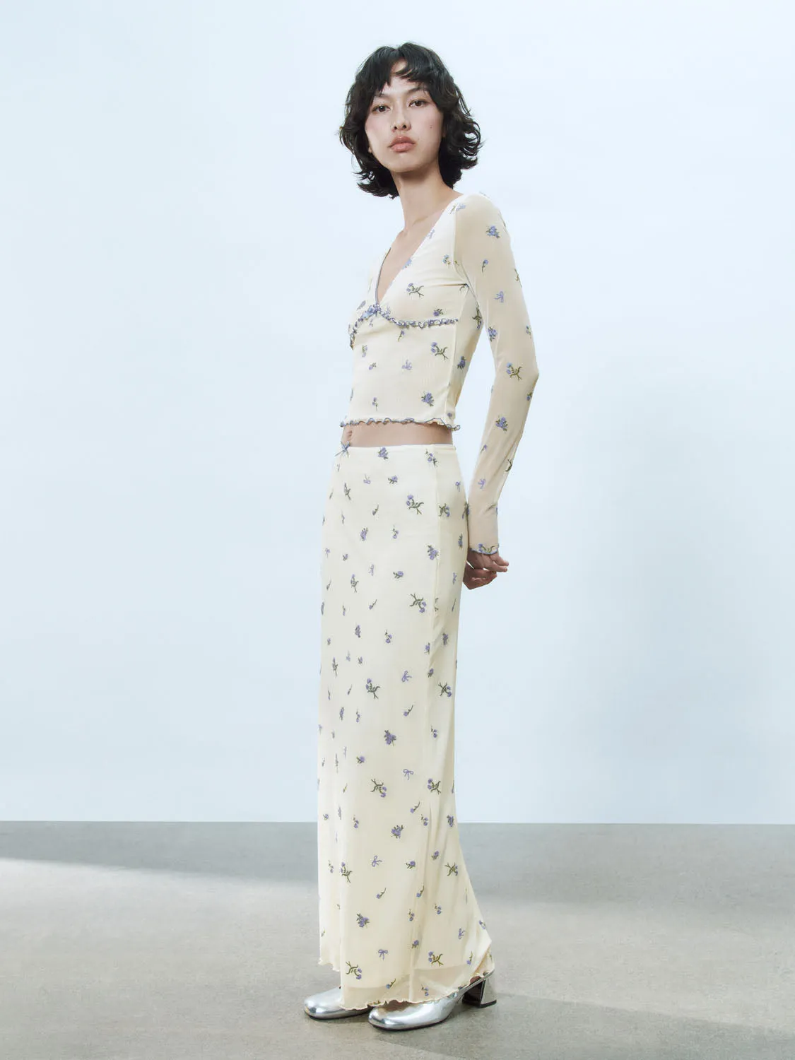 Skinny A-Line Skirts sold by Urban Revivo product image thumbnail 4