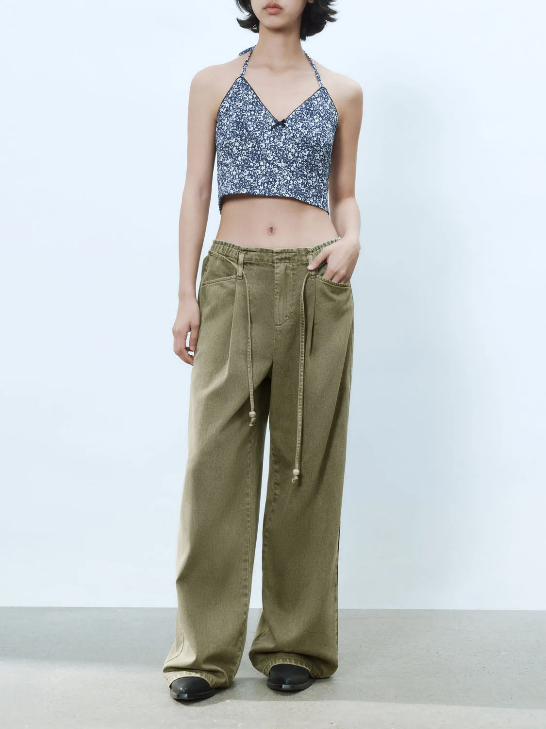 Beaded Drawstring Jeans sold by Urban Revivo product image thumbnail 2