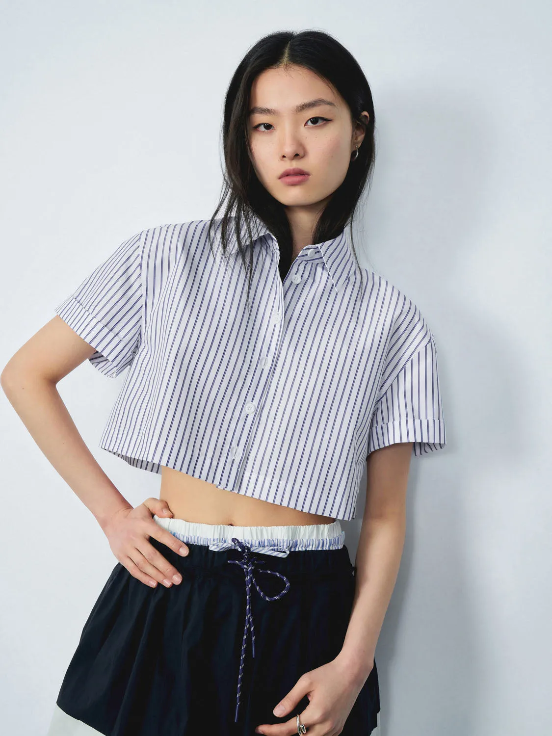 Cropped Shirts sold by Urban Revivo product image thumbnail 2
