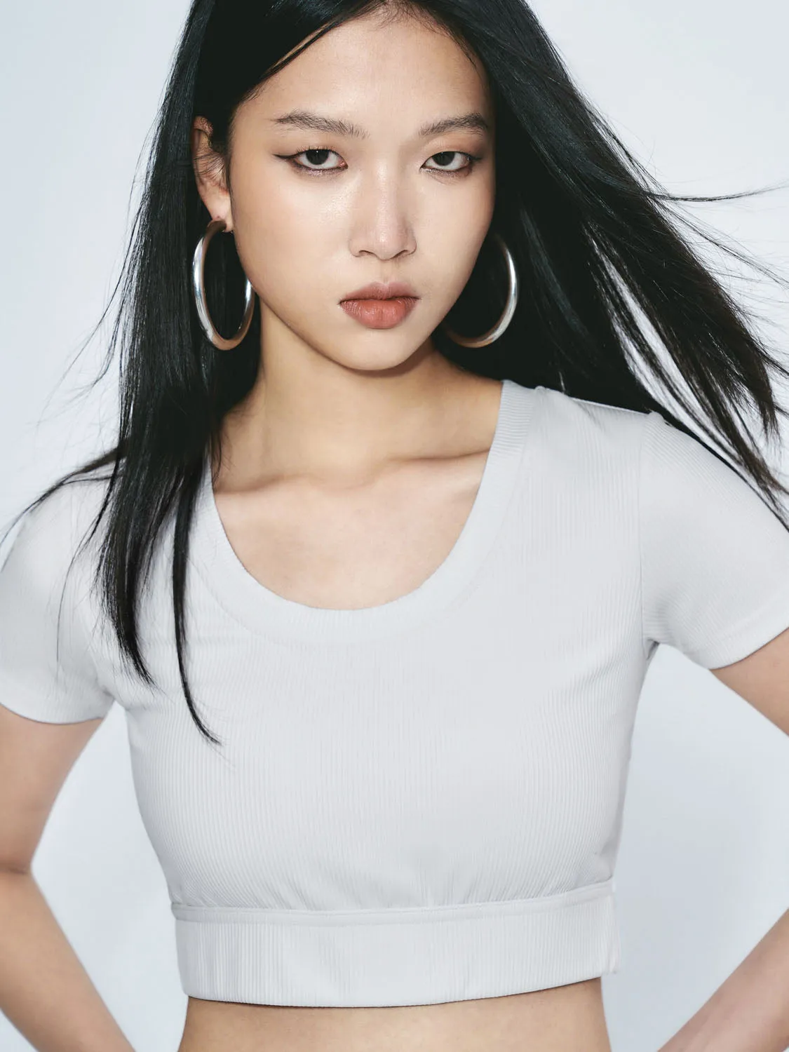 Cropped Skinny T-Shirts sold by Urban Revivo product image thumbnail 5