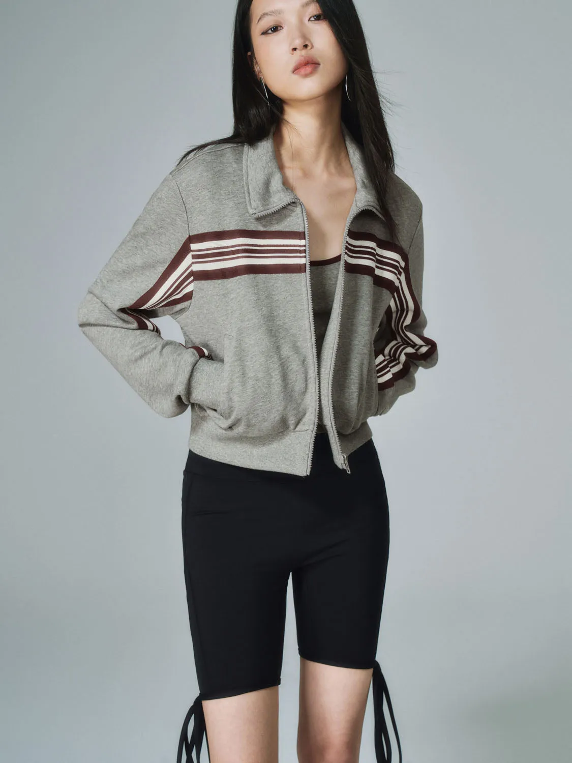 Cropped Jackets sold by Urban Revivo product image thumbnail 2