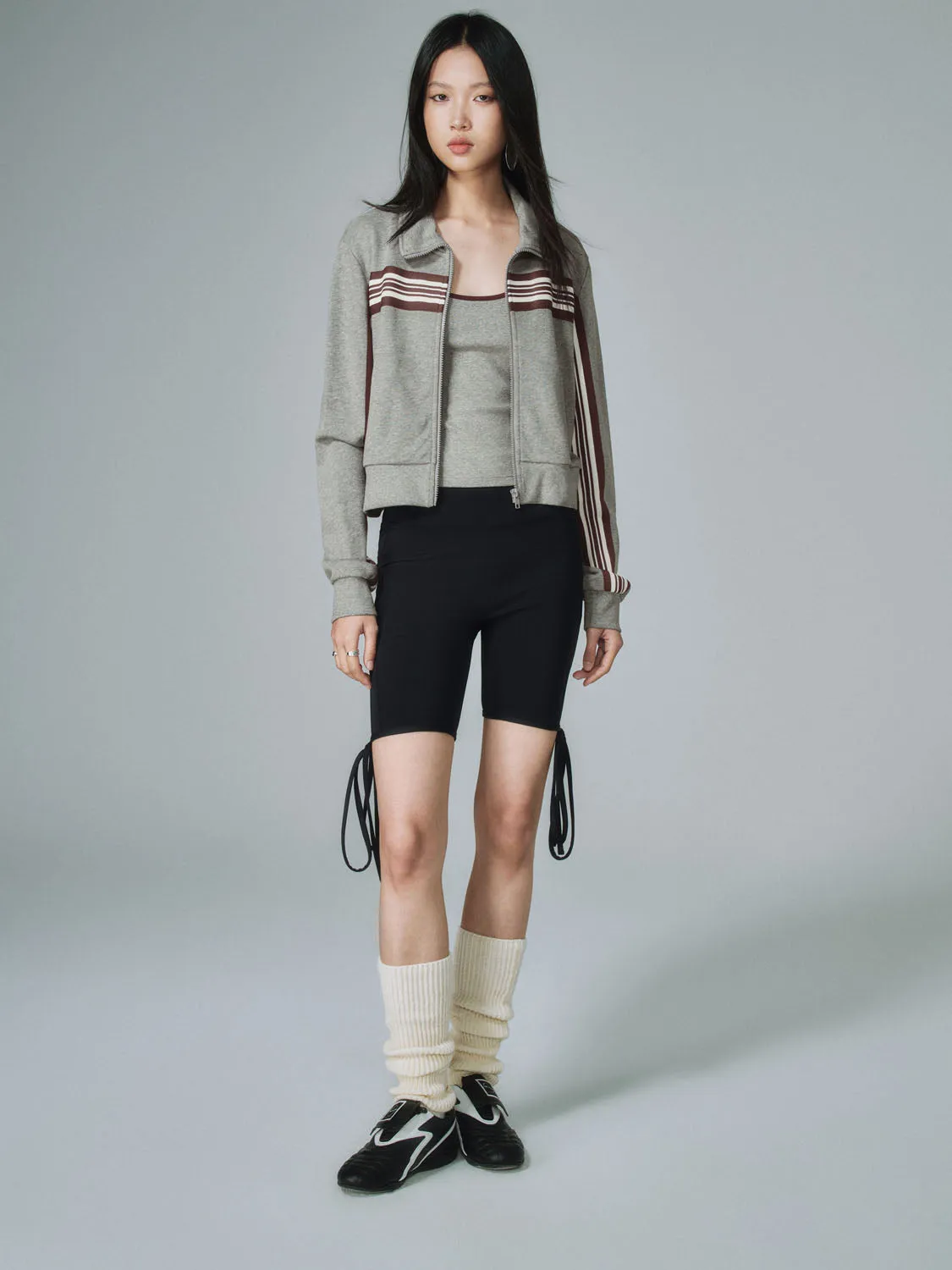 Cropped Jackets sold by Urban Revivo product image thumbnail 3