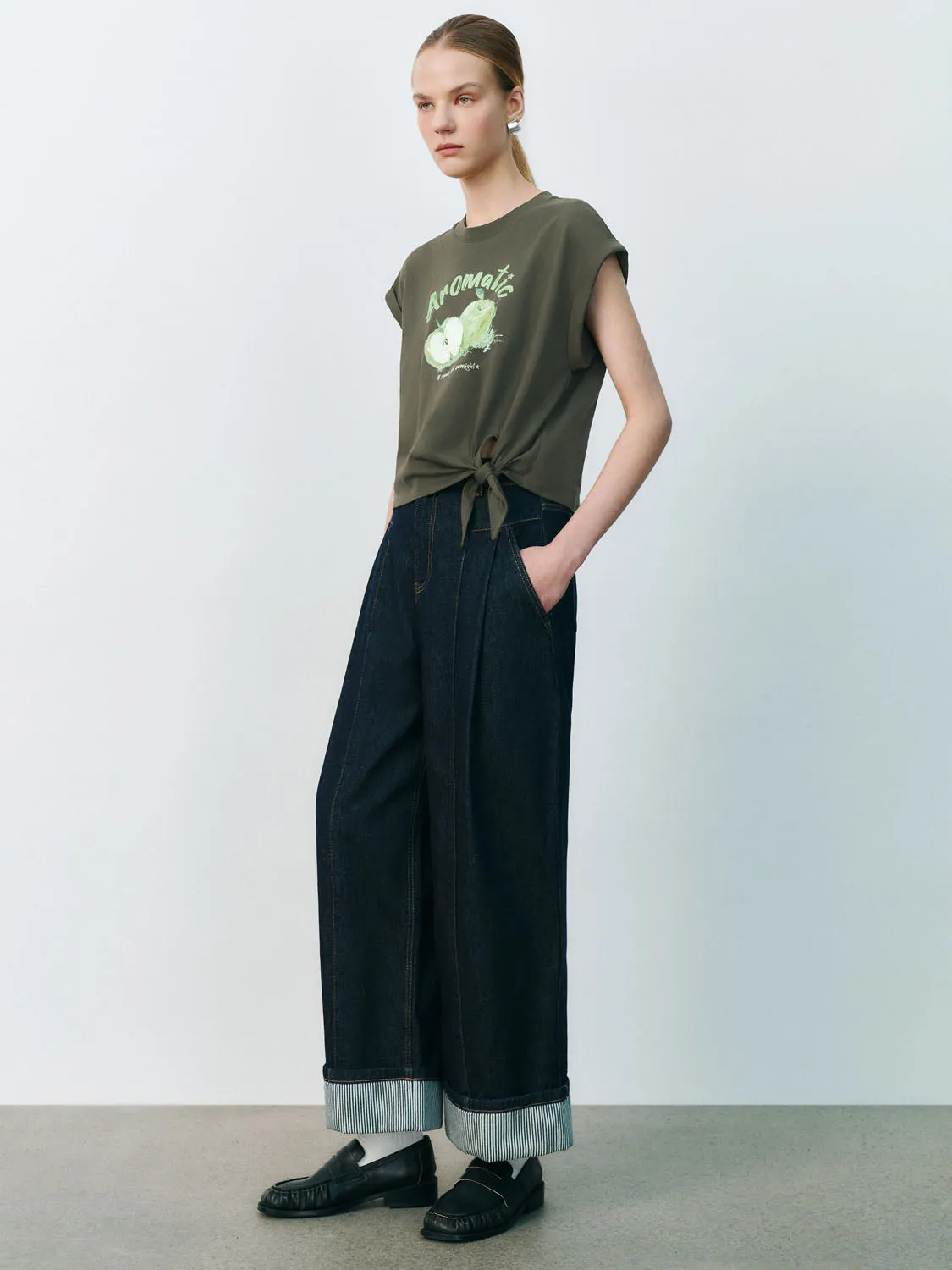 Loose T-Shirts sold by Urban Revivo product image thumbnail 3