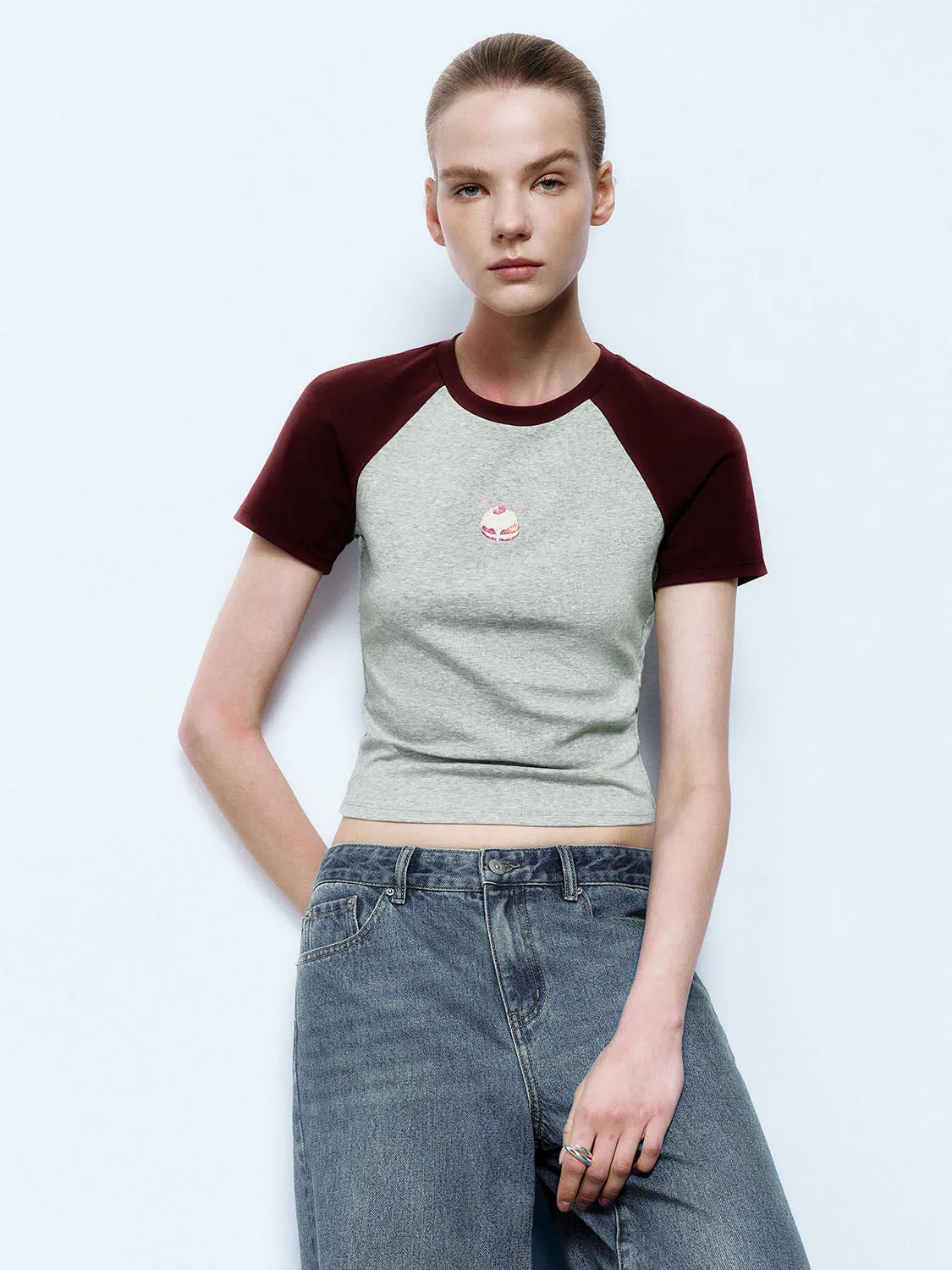 Skinny T-Shirts sold by Urban Revivo