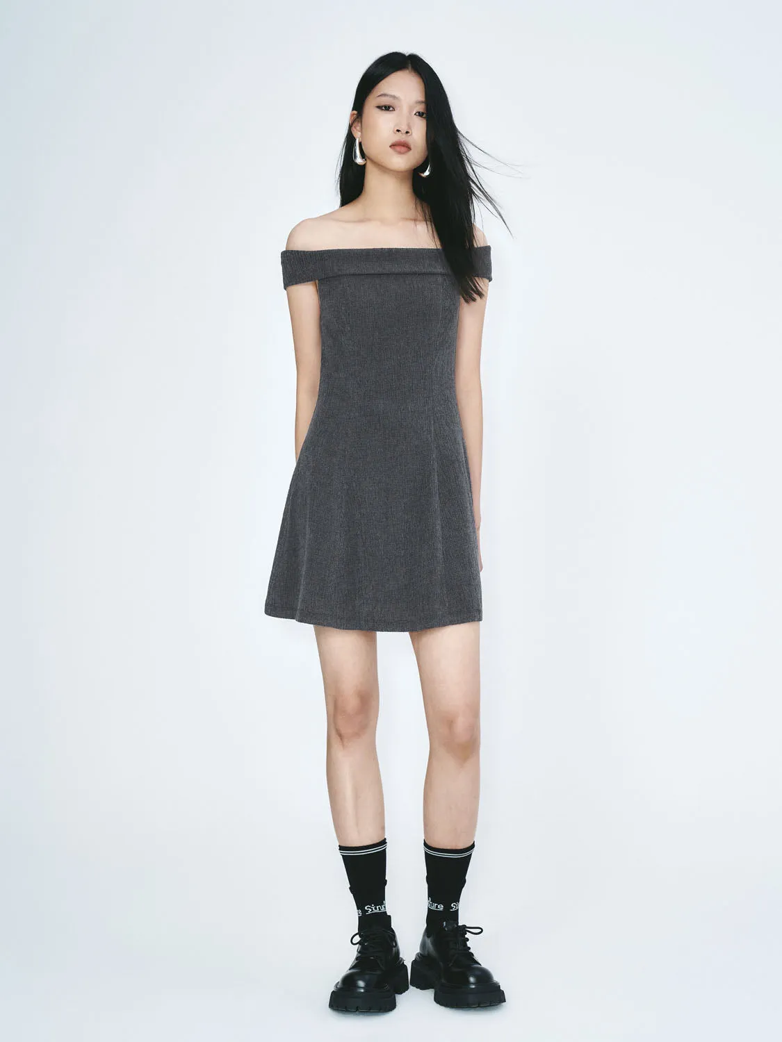 One Shoulder A-Line Dresses sold by Urban Revivo product image thumbnail 4