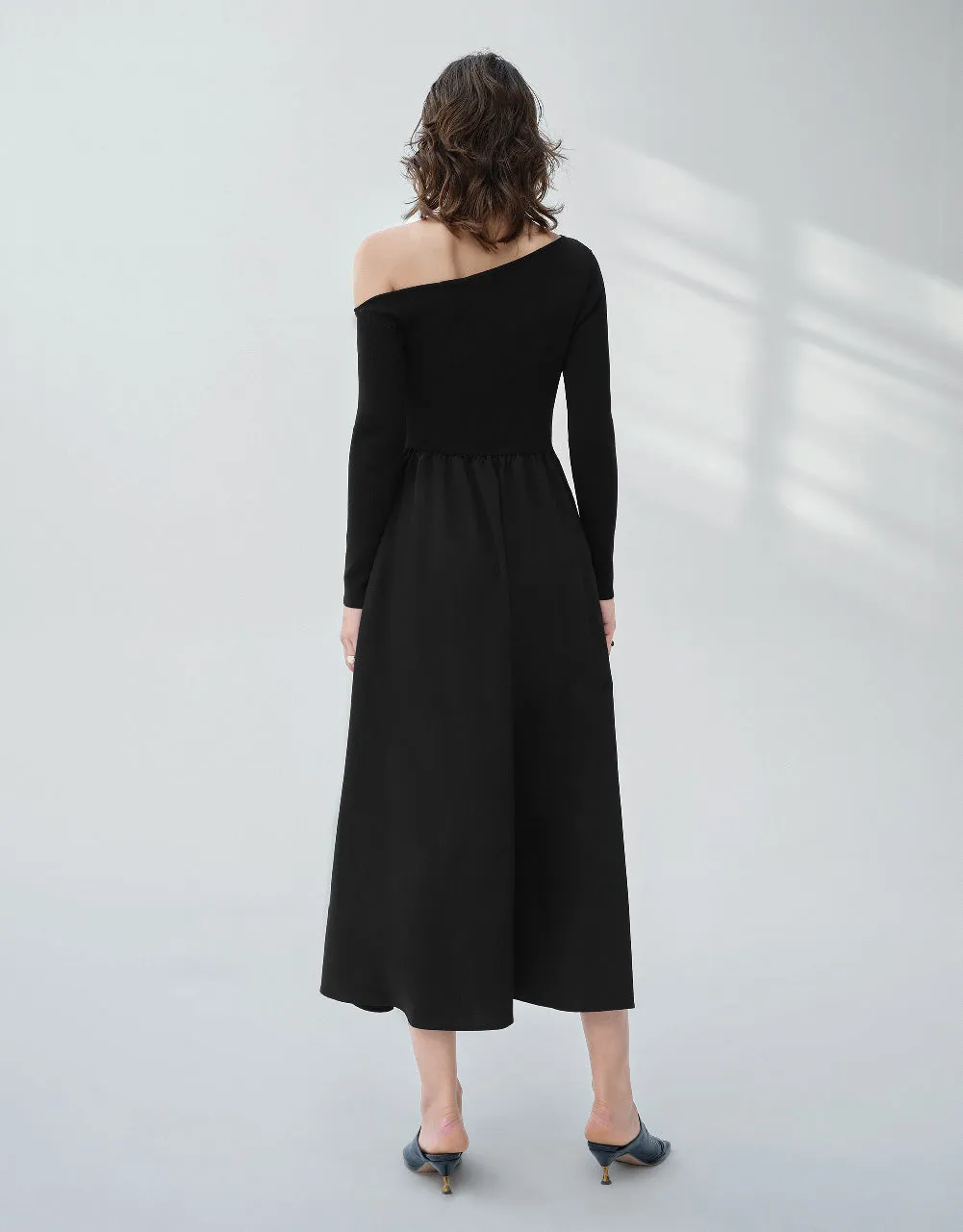 One Shoulder Knitted Dress sold by Urban Revivo product image thumbnail 4