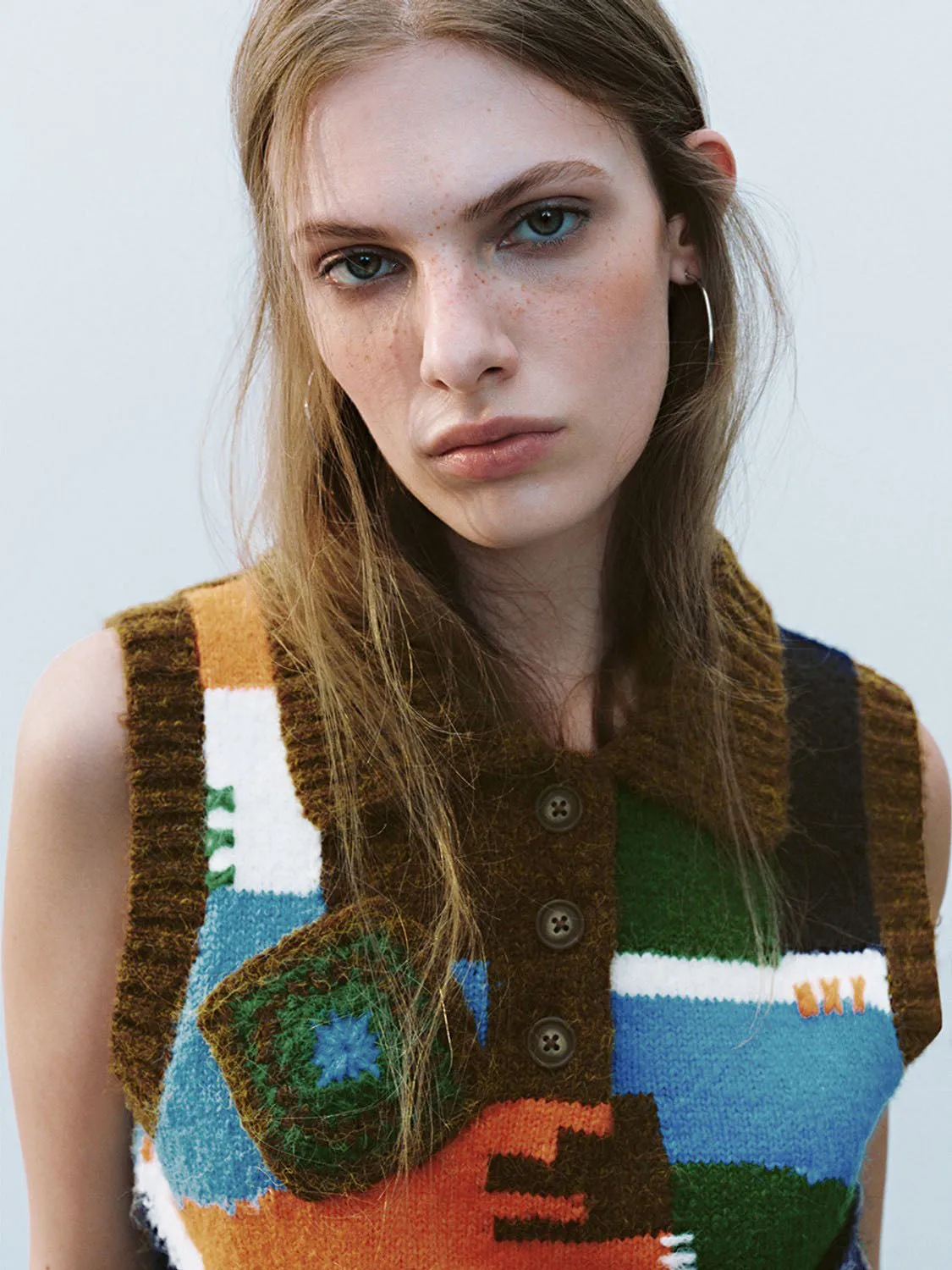 Shirt Collar Knitted Vests sold by Urban Revivo product image thumbnail 5