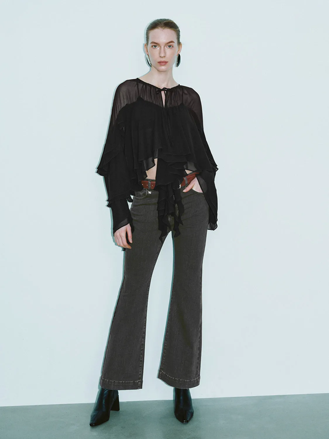 Ruffle Hem Overhead Shirt sold by Urban Revivo product image thumbnail 4