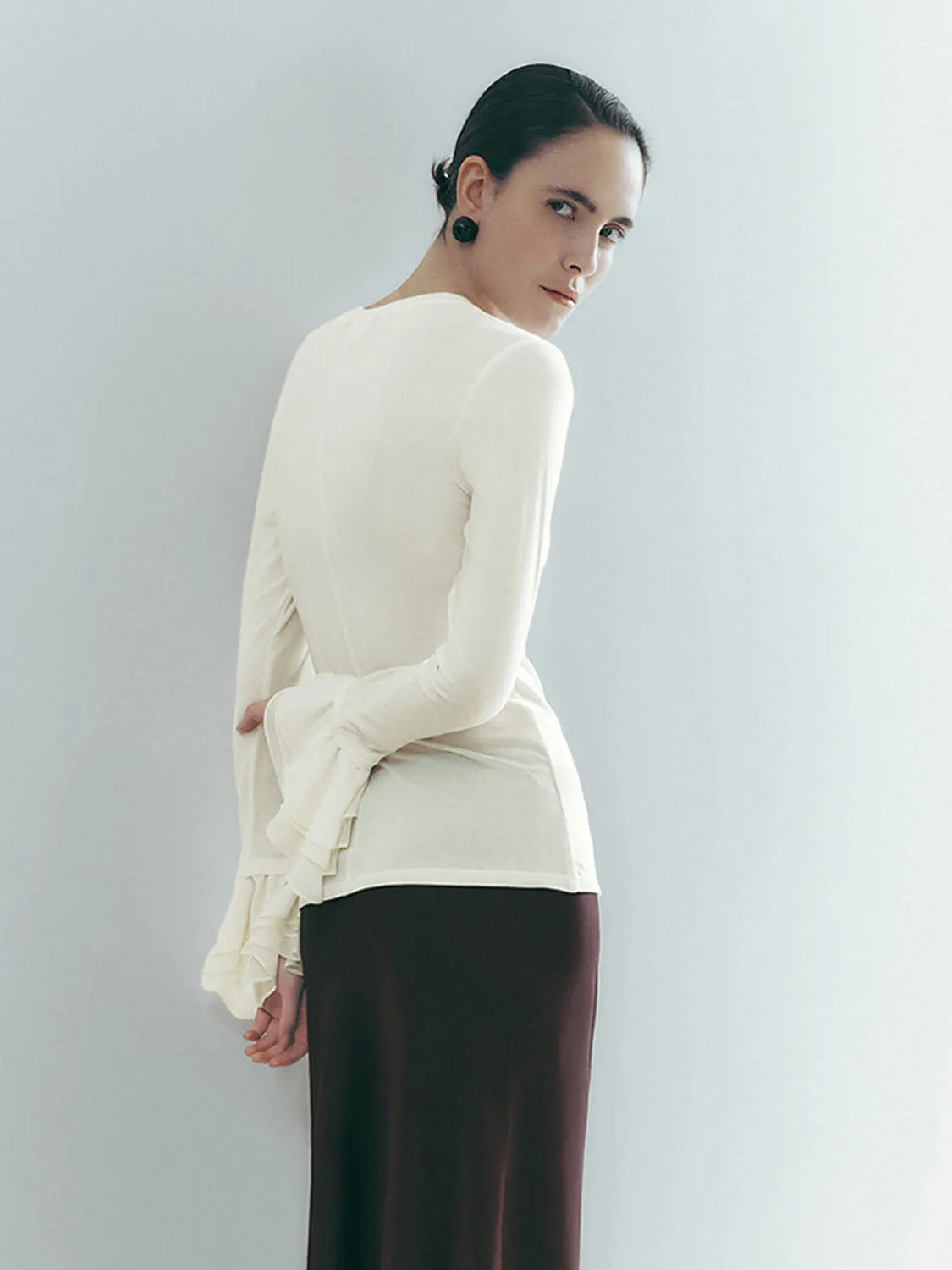 Ruffle Hem Long Sleeve T-Shirts sold by Urban Revivo product image thumbnail 3