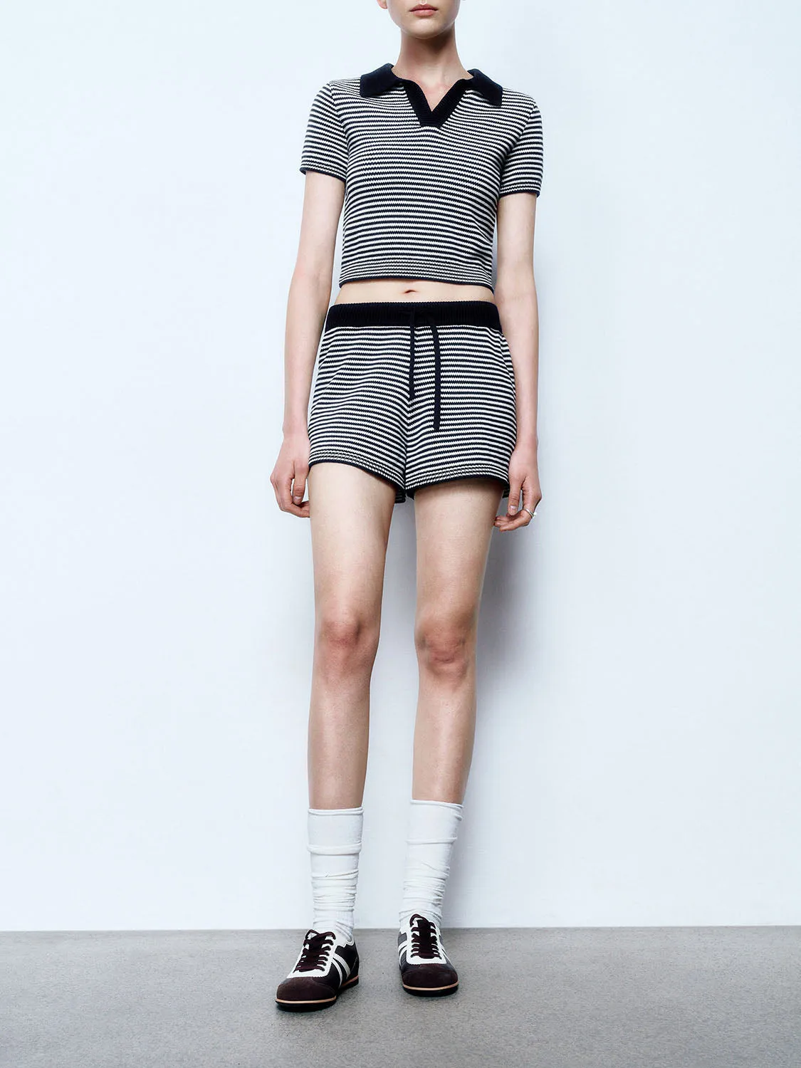 Mini Striped Knitted Shorts sold by Urban Revivo product image thumbnail 2