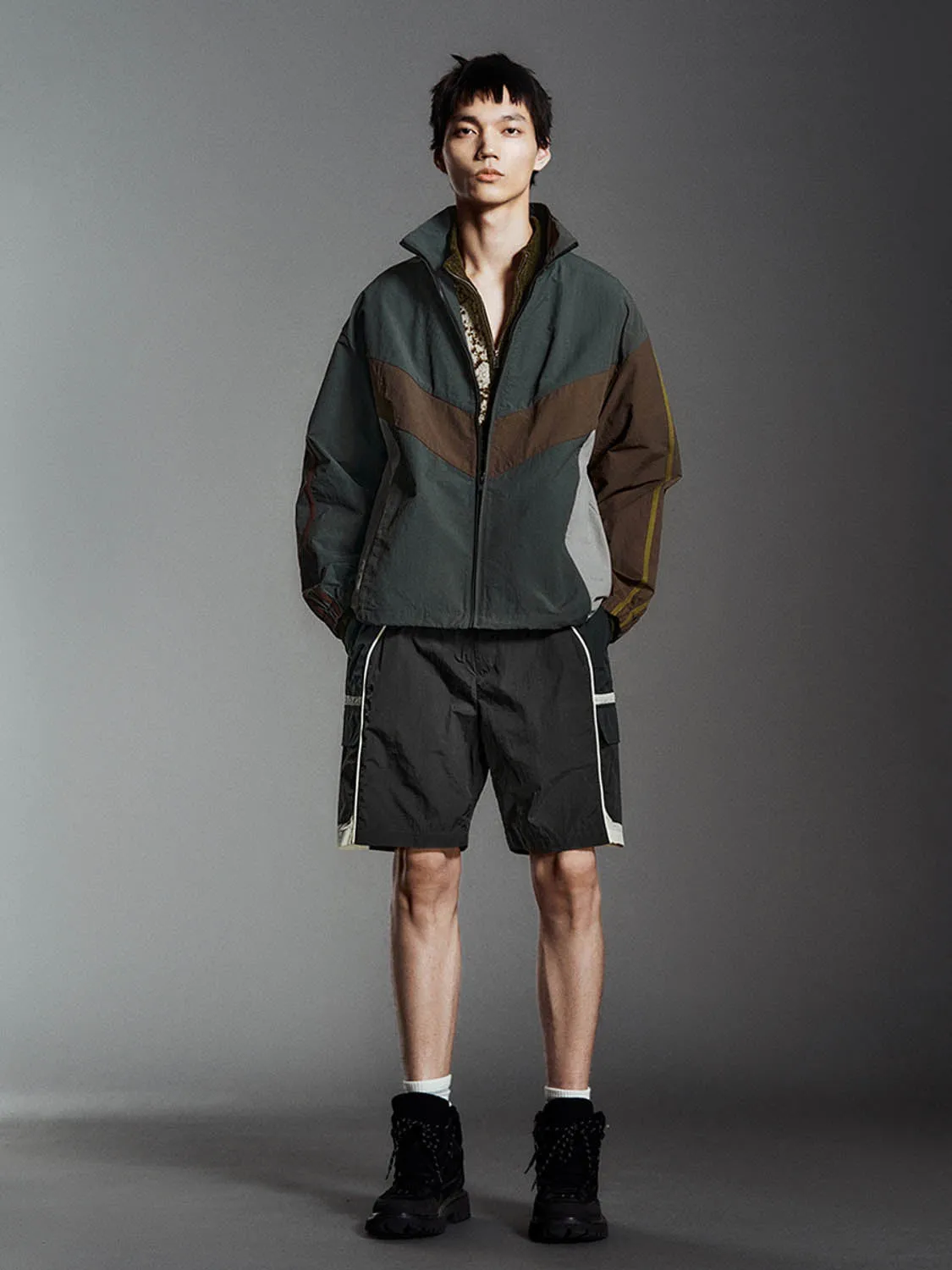 Loose Shorts sold by Urban Revivo product image thumbnail 5