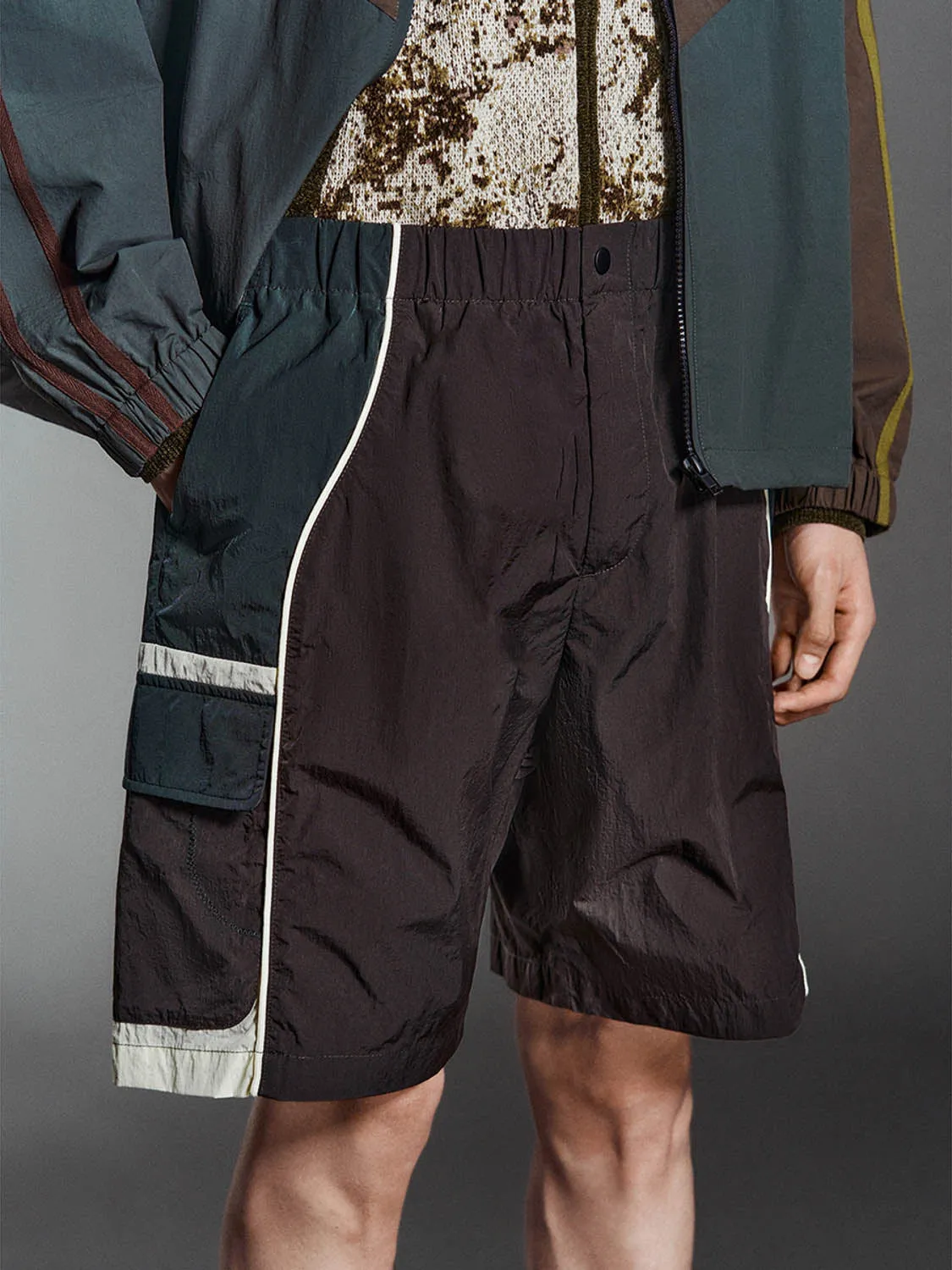 Loose Shorts sold by Urban Revivo product image thumbnail 4
