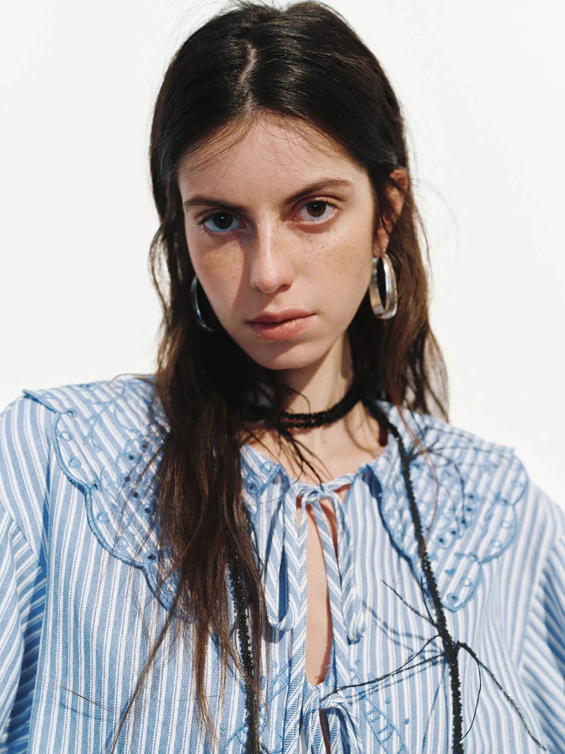 Lace Up Front Floral Shirts sold by Urban Revivo product image thumbnail 4