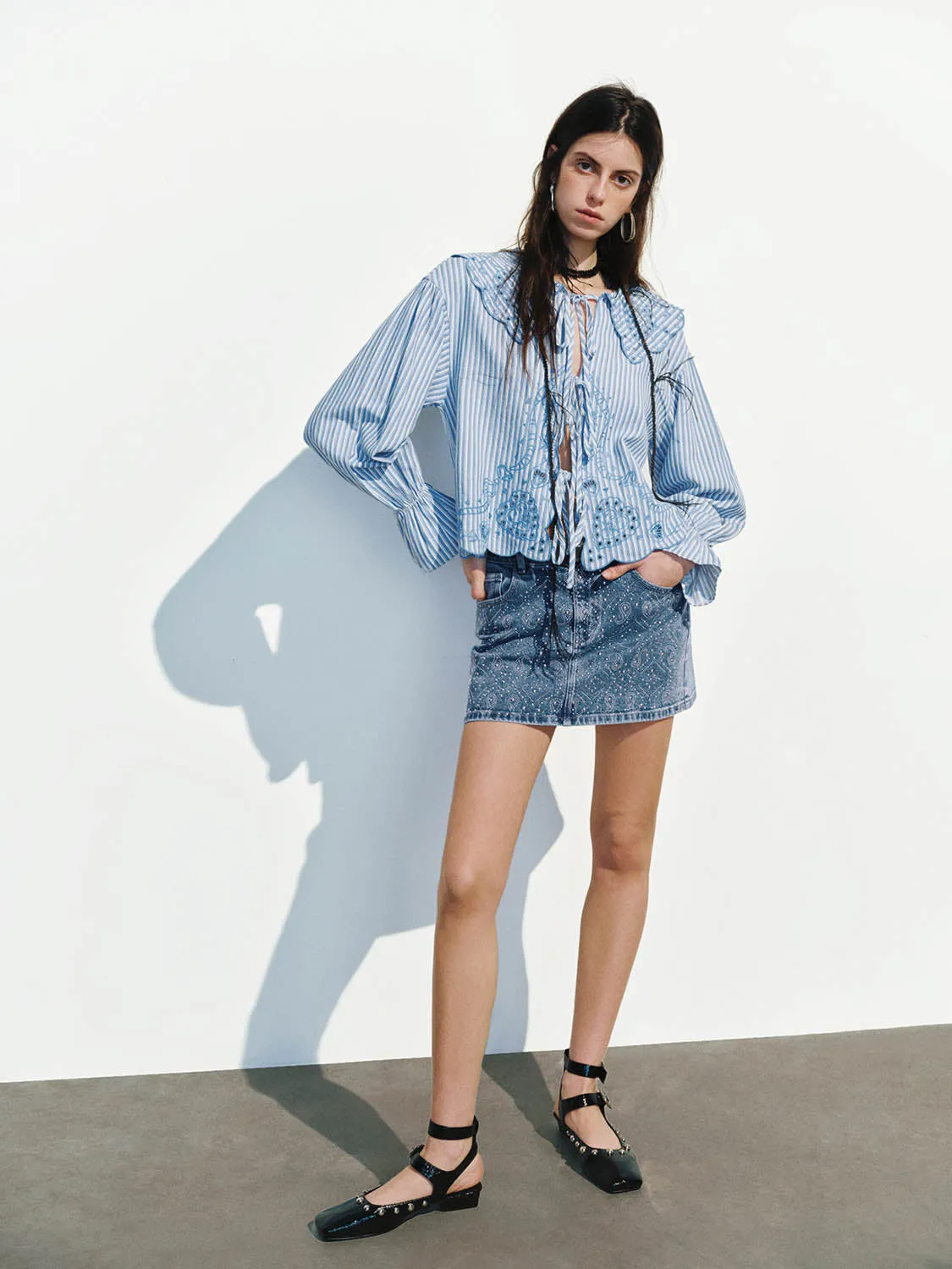 Lace Up Front Floral Shirts sold by Urban Revivo product image thumbnail 3