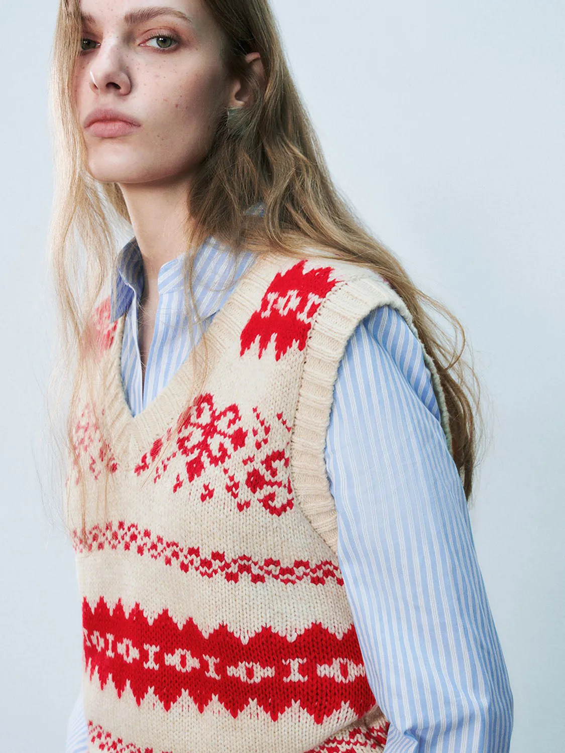 Knitted Sweater Vests sold by Urban Revivo product image thumbnail 3