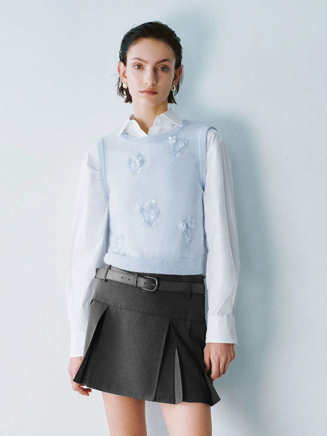 Flower Decor Knitted Vests sold by Urban Revivo