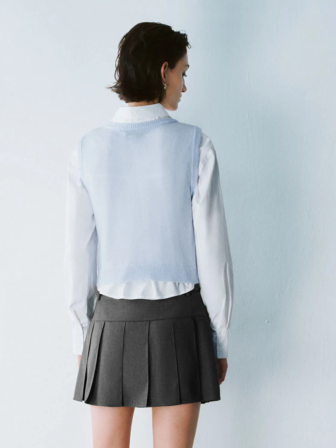 Flower Decor Knitted Vests sold by Urban Revivo product image thumbnail 2