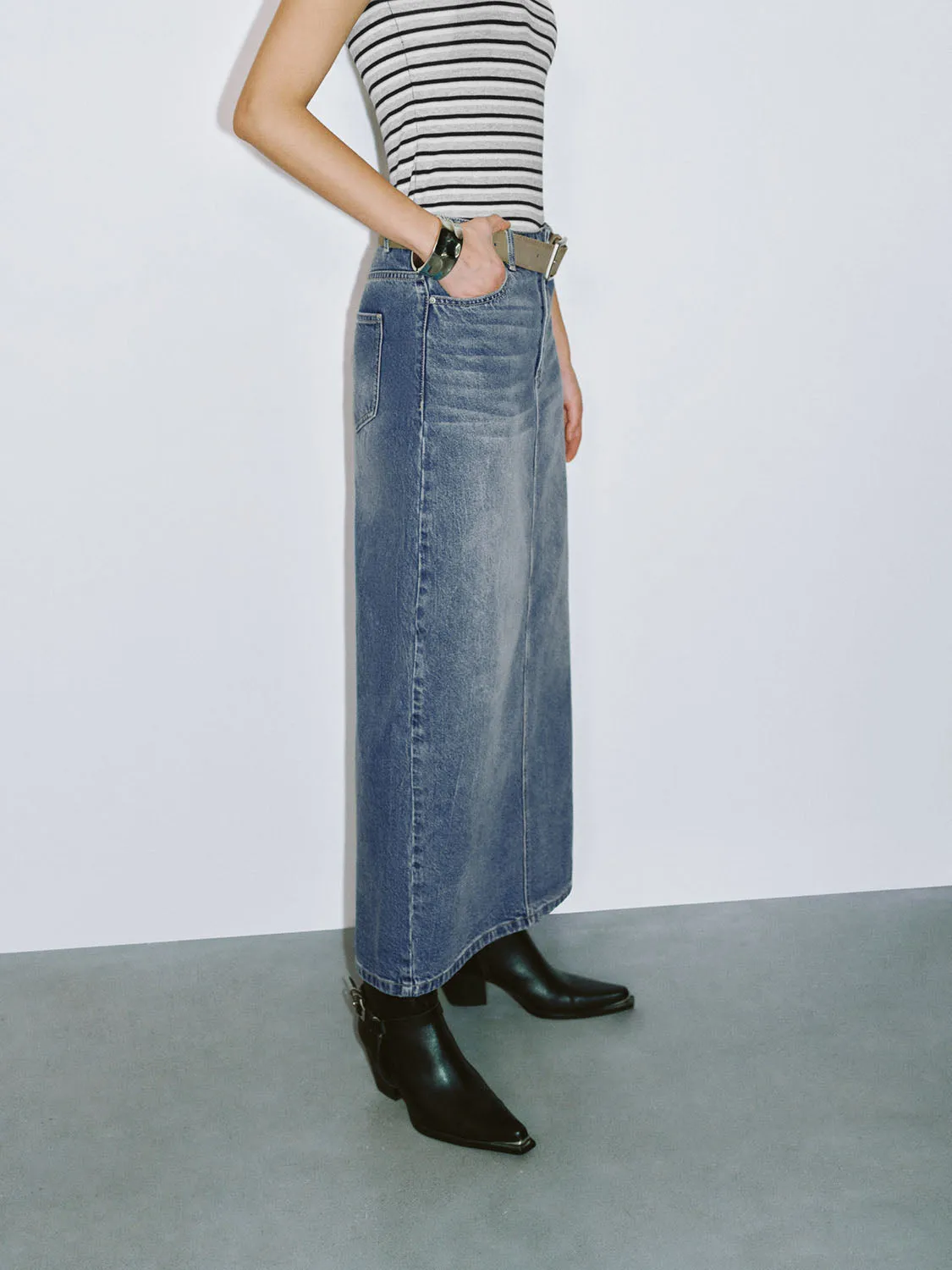 Denim Skirts sold by Urban Revivo product image thumbnail 3
